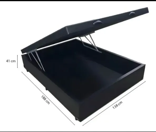 Vendo guarda roupas 3 portas,cama de casal com baú