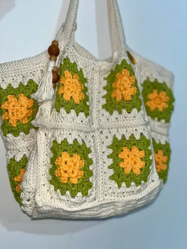 Bolsa crochê de aplicação