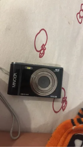 Câmera Digital (cybershot) - Minolta MND20