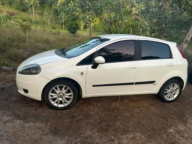 Fiat Punto Attractive Italia 1.4 F.flex 8V 5P 2012