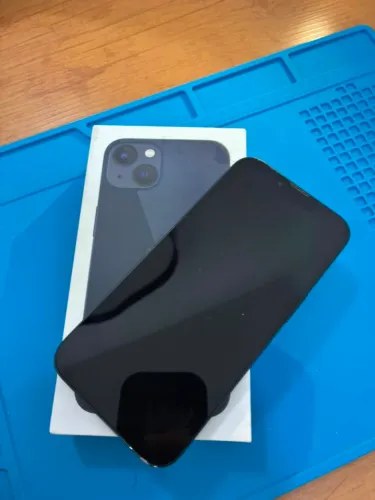 iPhone 13