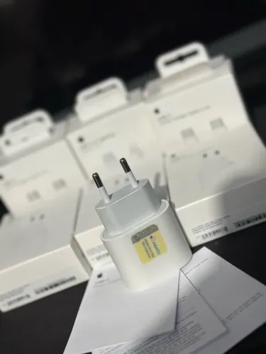 Fonte Apple USB-C (20W) | ORIGINAL