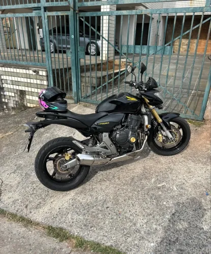 Hornet 600
