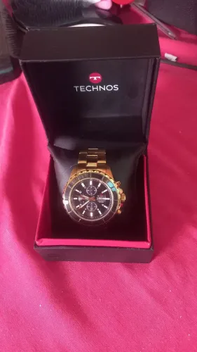 Relógio technos