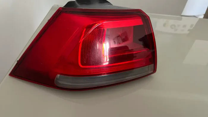 Par de Lanternas Traseiras VW Golf Original