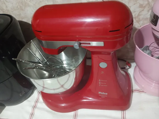 Batedeira Philco em ótimo estado