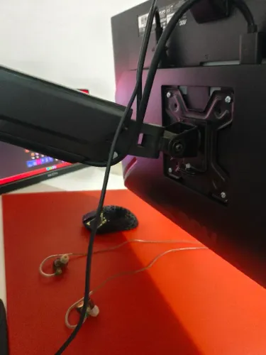 Suporte de monitor braço articulado duplo