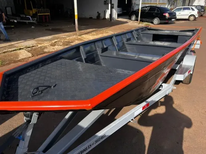 Canoa Soldada Estrutura Leve com Alta Qualidade - A partir de 7.990,00