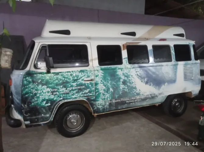 Volkswagen Kombi Standard/ Luxo/ Serie Prata 1995