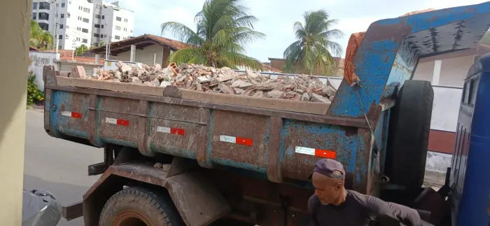 Obra entulho!