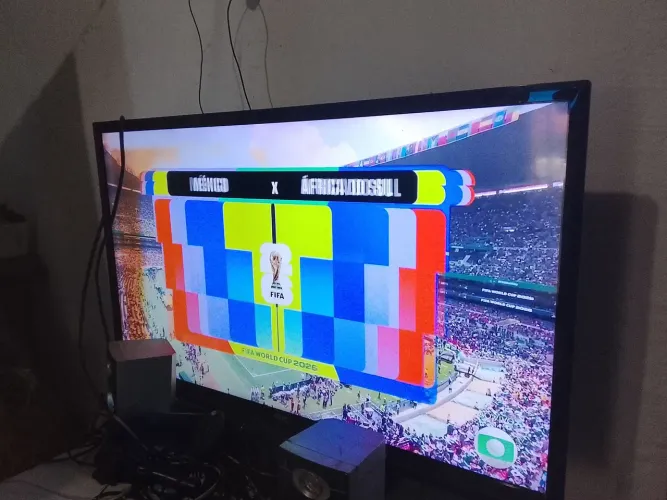 Tv 43' AOC (Não é smart)