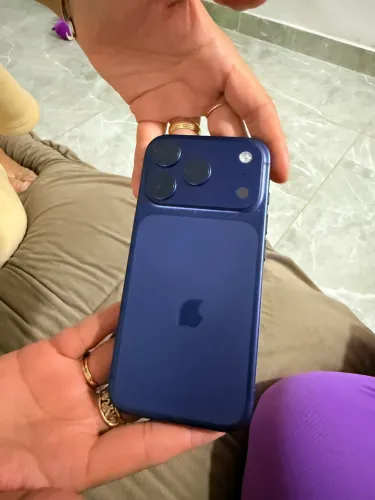 iPhone 17 pro azul 