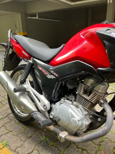 Vendo Moto Honda Cg 2015 150