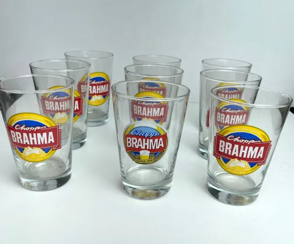 Copos de chopp de cristal