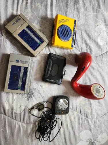 Lote de Rádios Antigos ( Desapego Somente Lote todo)