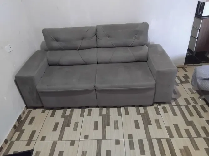 Sofá em ótimo estado bom e barato