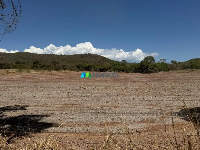 FAZENDA À VENDA - 1550 HECTARES - BUENÓPOLIS (MG)