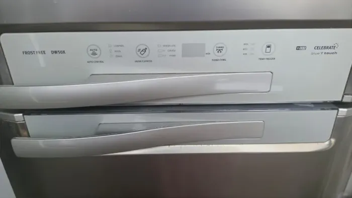 Geladeira Electrolux Frost Free DW50F 429L - Não está gelando.