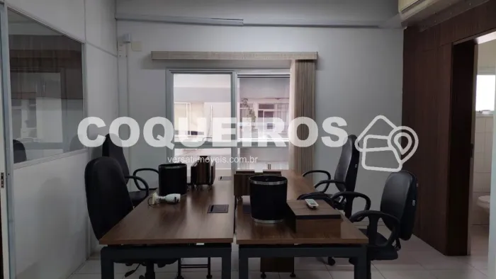Sala comercial em Coqueiros!