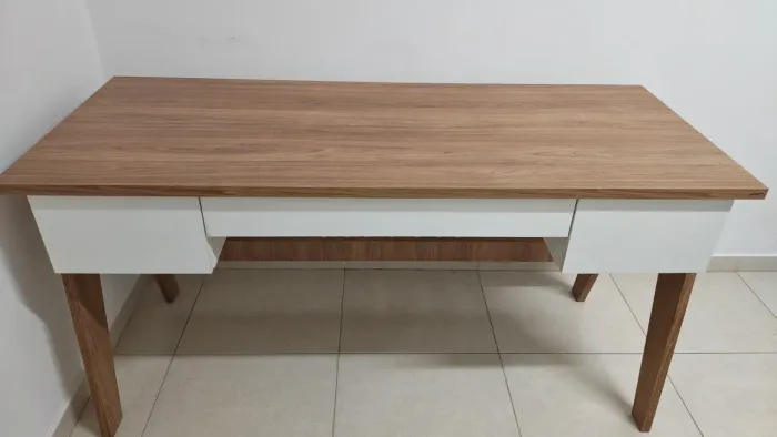 Mesa de Escritório Tok Stok