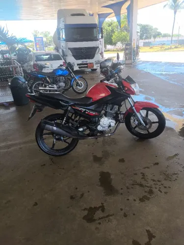 Troco por Titan 150 2008
