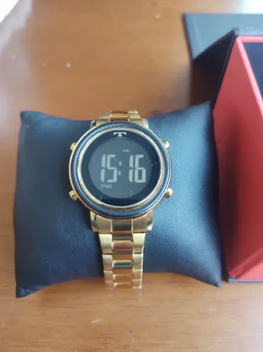 Relógio techinos feminino digital novo