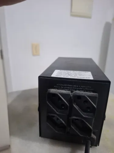 estabilizador eletrônico BMI Microline 2 de 300VA (modelo ML2-0300B1
