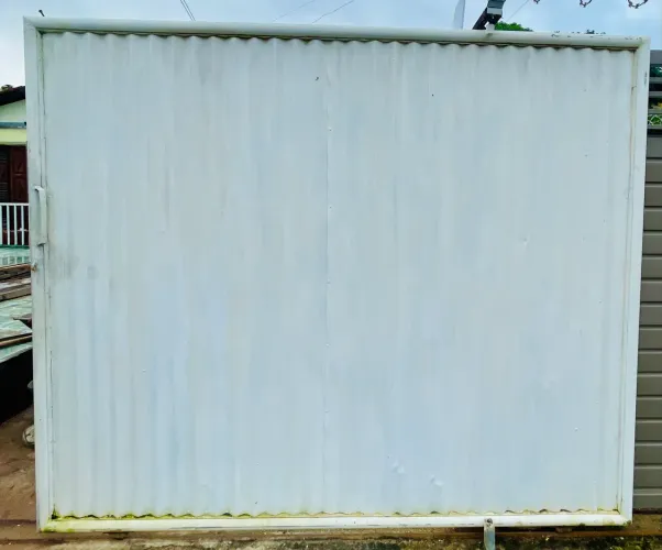 Portão Galvanizado Branco 2M x 2,40M