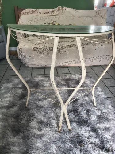 Aparador Meia Lua em Ferro Forjado com Tampo de Vidro (Hall / Decoração) (Negociável)
