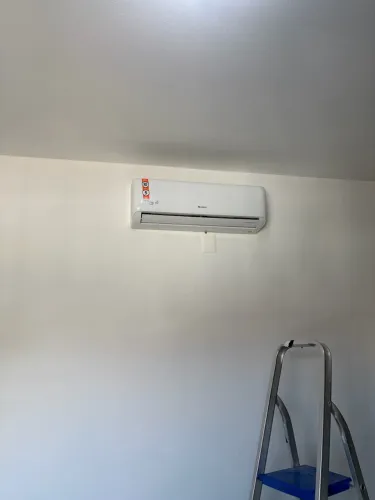 Instalação e manutenção de ar condicionado 