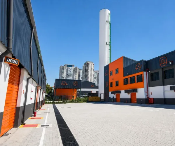 Galpão em condomínio com 4050 m² na Lapa - São Paulo/SP