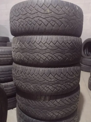 Pneus 205/60/15 continental 