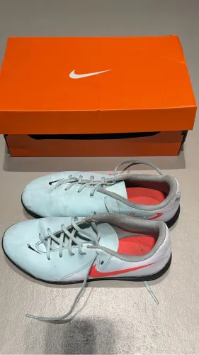 Chuteira Nike infantil Masculina