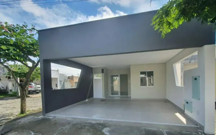 Vendo casa de 2/4 com reforma no condomínio privilege