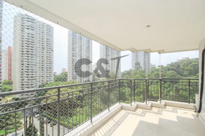 Apartamento - 4 Dormitórios (Suítes) à Venda no Jardim Marajoara, São Paulo/SP