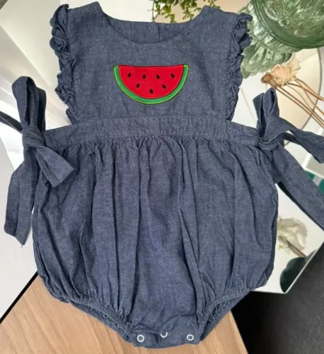 Romper jeans com melancia e laços do lado - Stitchy fish - 2 anos