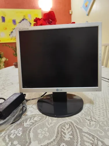 Monitor LCD 15 polegadas 