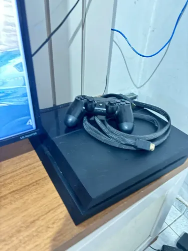 PS4 + 01 CONTROLE