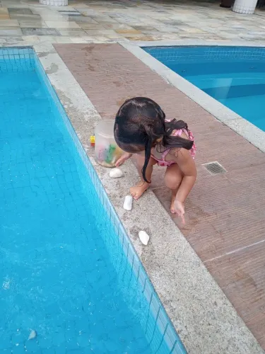 Professora de natação infantil e adulto 