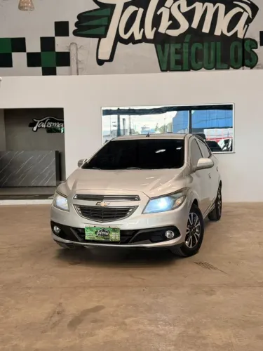 Chevrolet Onix Hatch LT 1.4 8V Flex Power Mec. 4P 2013