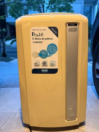 Ar-condicionado portátil Pinguino Delonghi 13000 BTU