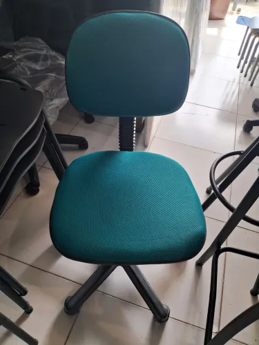 Cadeira giratória secretaria