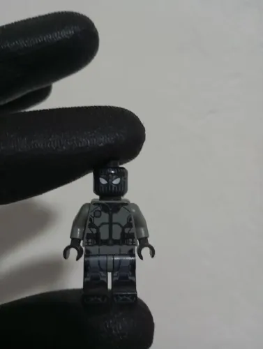 Lego minifigura original Homem aranha (Spider-man) conjunto 76128