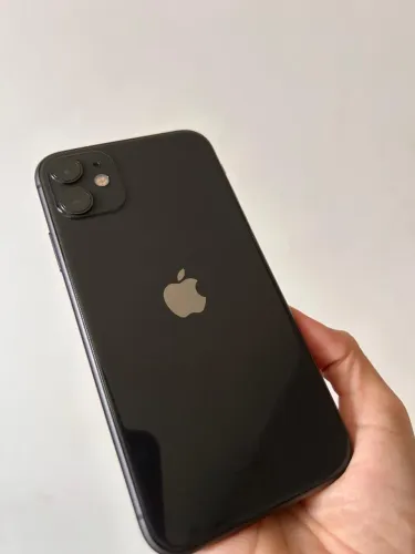 iPhone 11 64GB
