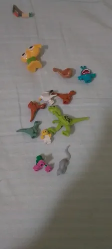 Lote De Lego Original - Minifiguras / Bonequinhos Desapego