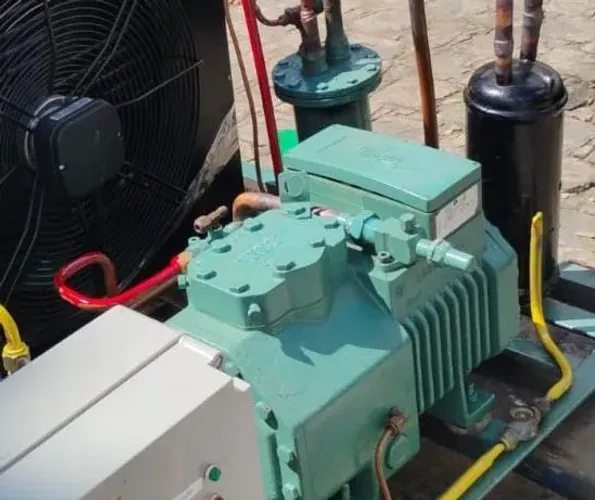  Compressor Bitzer 2CC-3.2, Temperatura -30ºC- Semi Novo