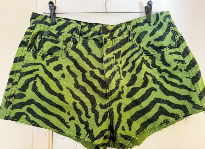 Shorts Animal Print Verde - Animale (NUNCA USADO)
