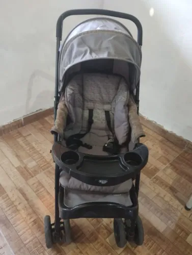 Carrinho bebê cosco