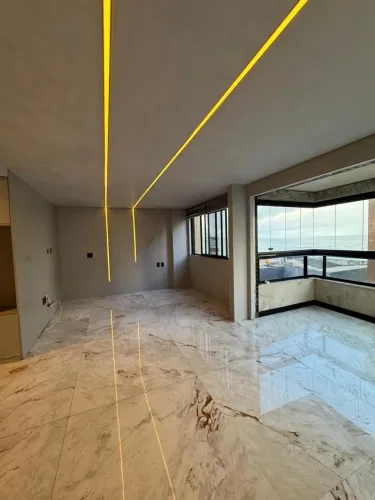 Vende-se Apartamento/ Ponta Verde / vista mar