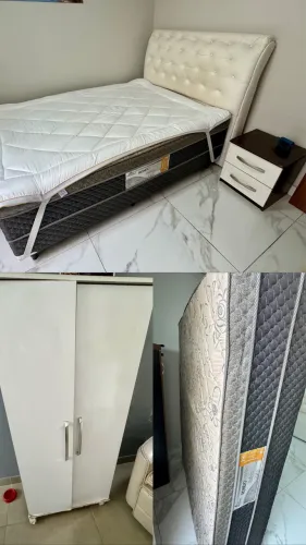 Cama box casal + cabeceira + mesa de cabeceira + pillow top + armário (sapateira)